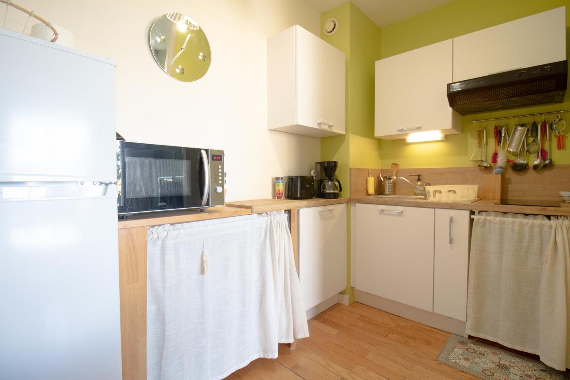 Appartement Spacieux Avec Balcon Bourg-en-Bresse Esterno foto